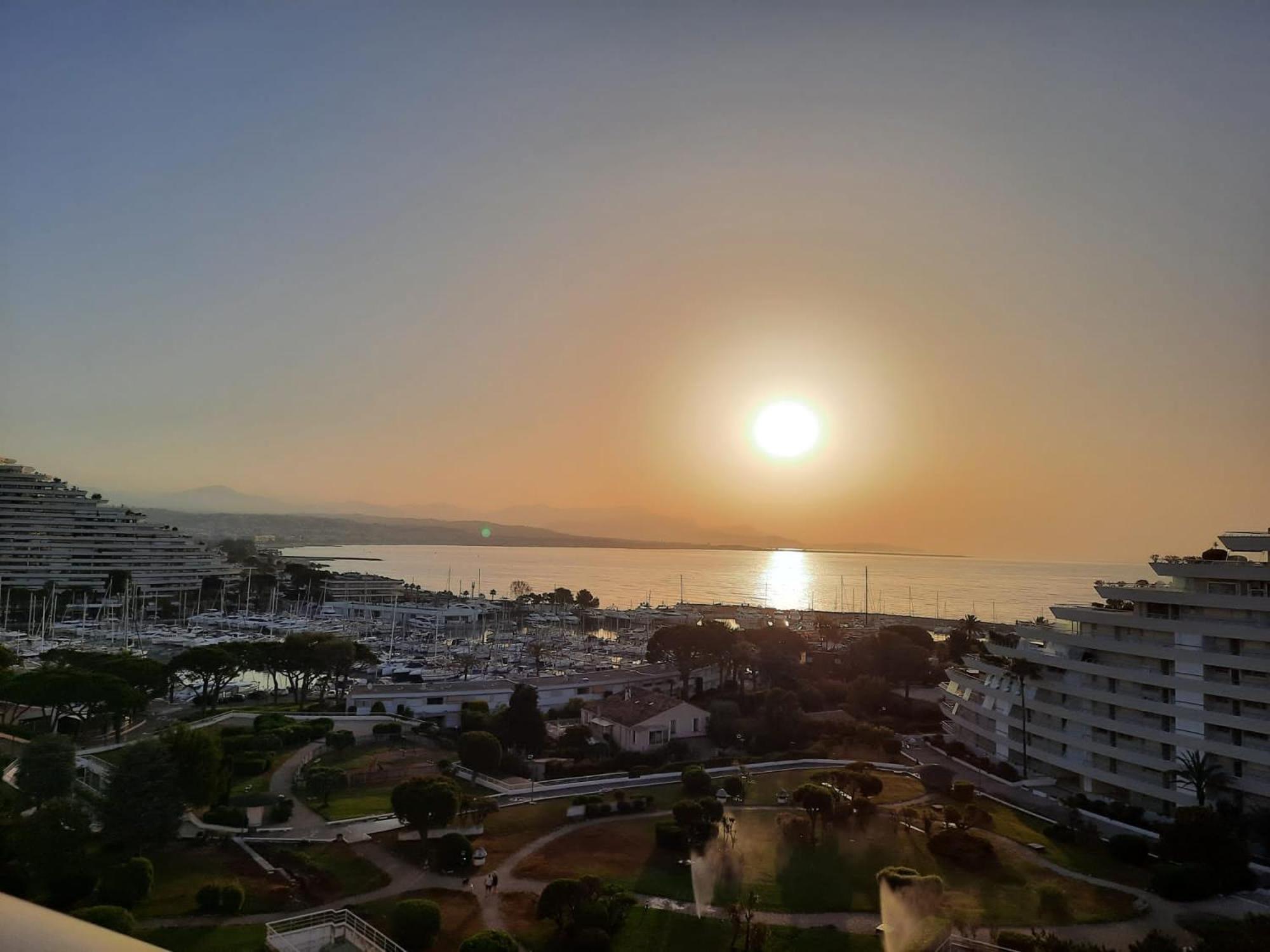 T2 Climatise Vue 11eme Etage Avec Acces Plages * Villeneuve-Loubet